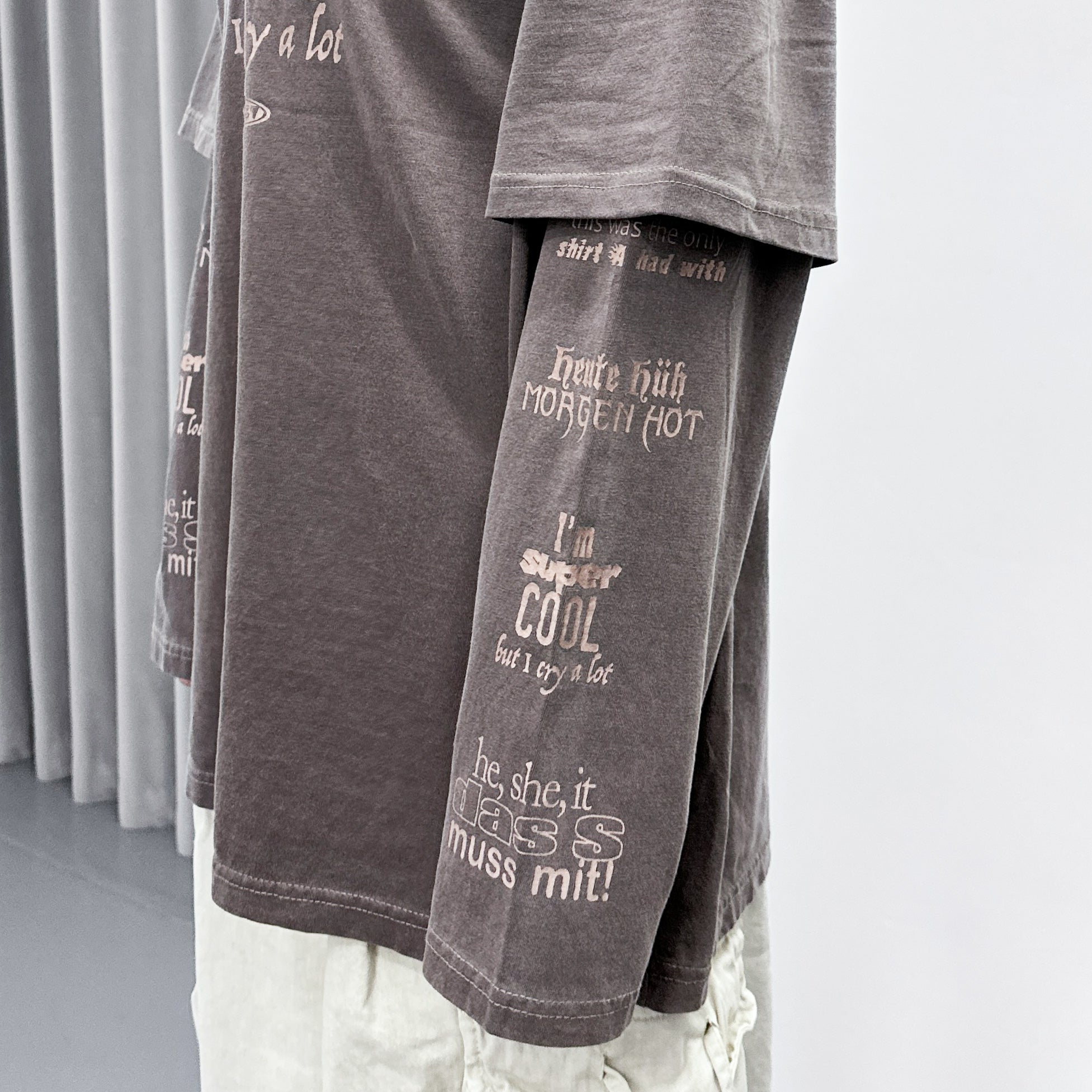 [UNISEX] 水洗假兩件I'M SUPER COOL BUT I CRY A LOT/ 2色