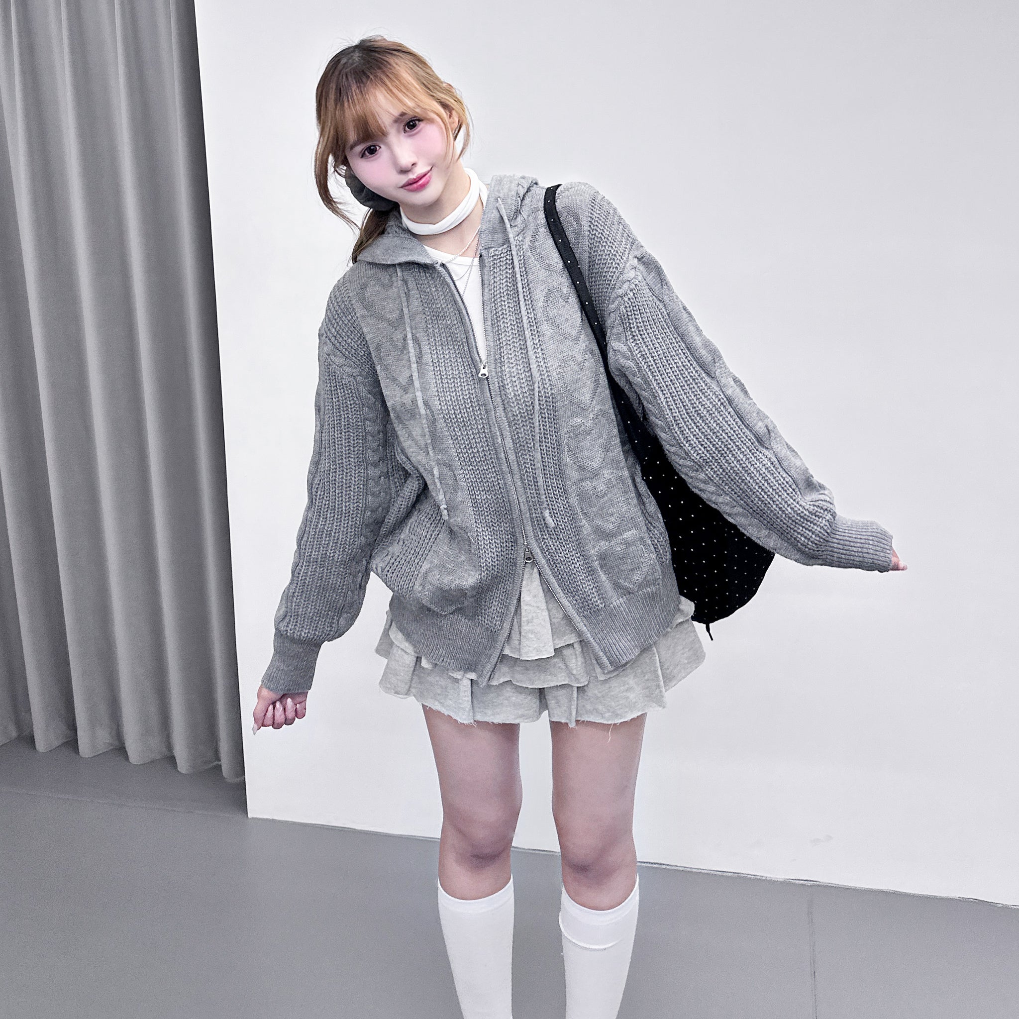 HEART CABLES ZIP-UP HOODED KNITWEAR/ 2色