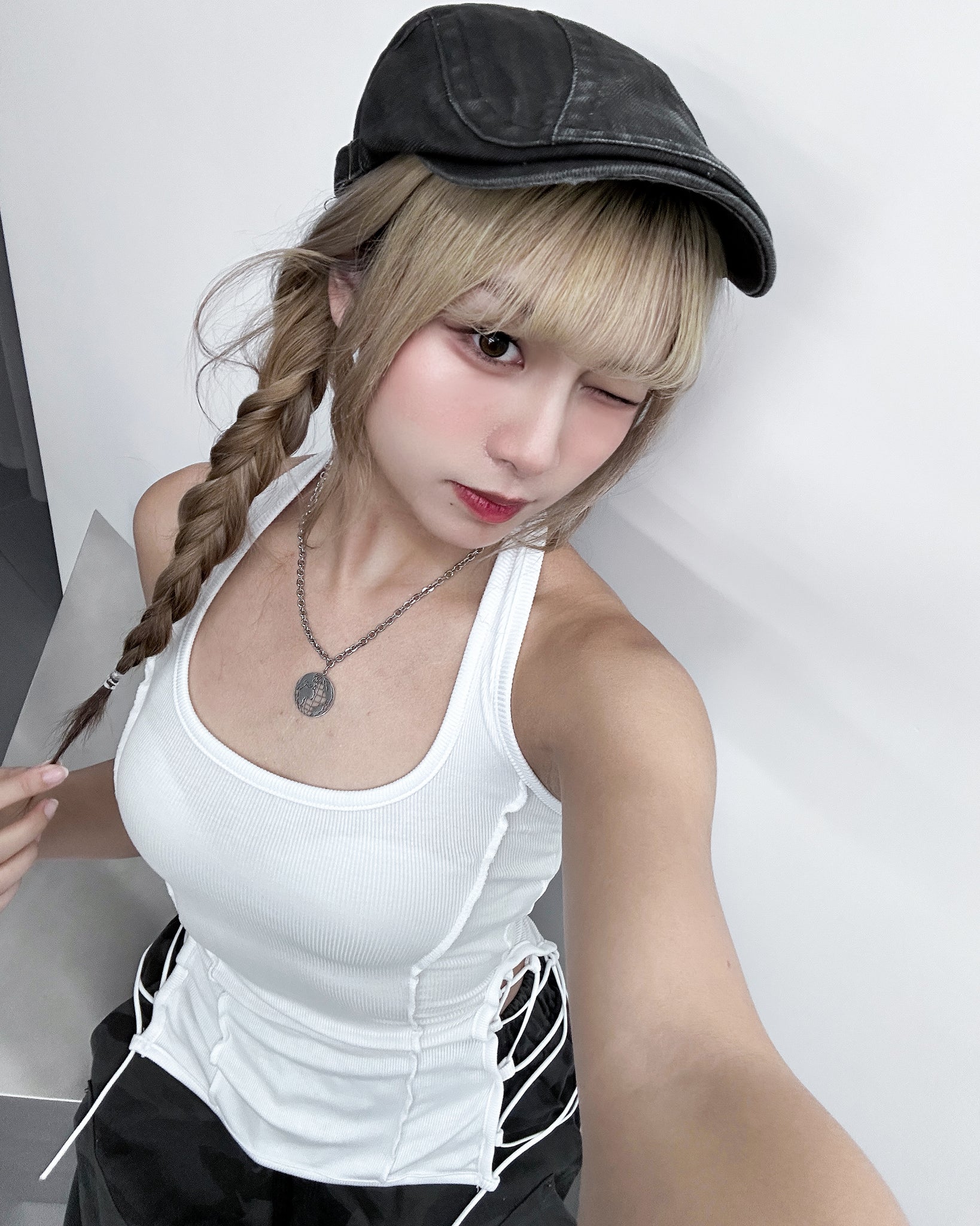 XOXO HALTER SLEEVELESS TOP/ 2色