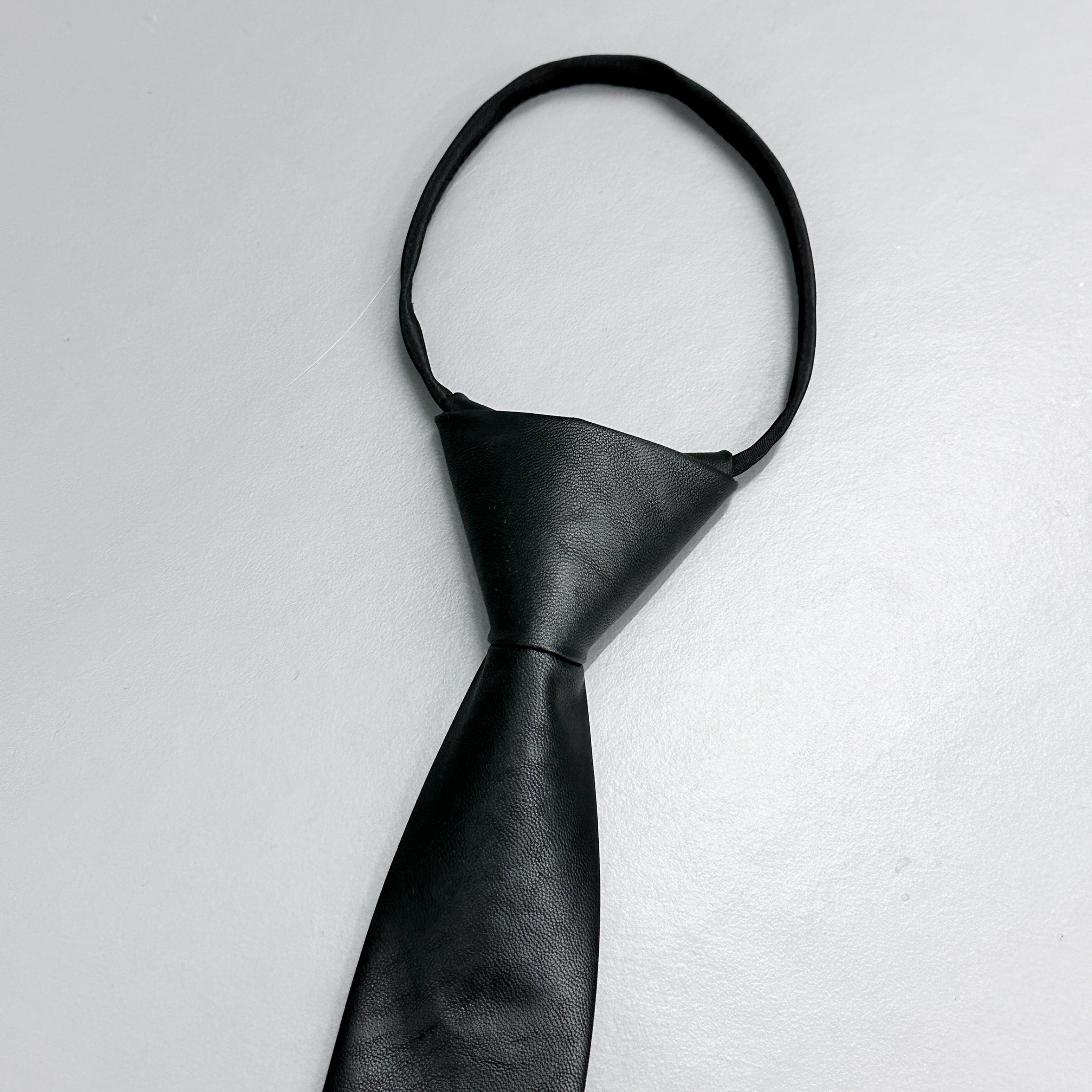 [UNISEX] 自動式LEATHER TIE