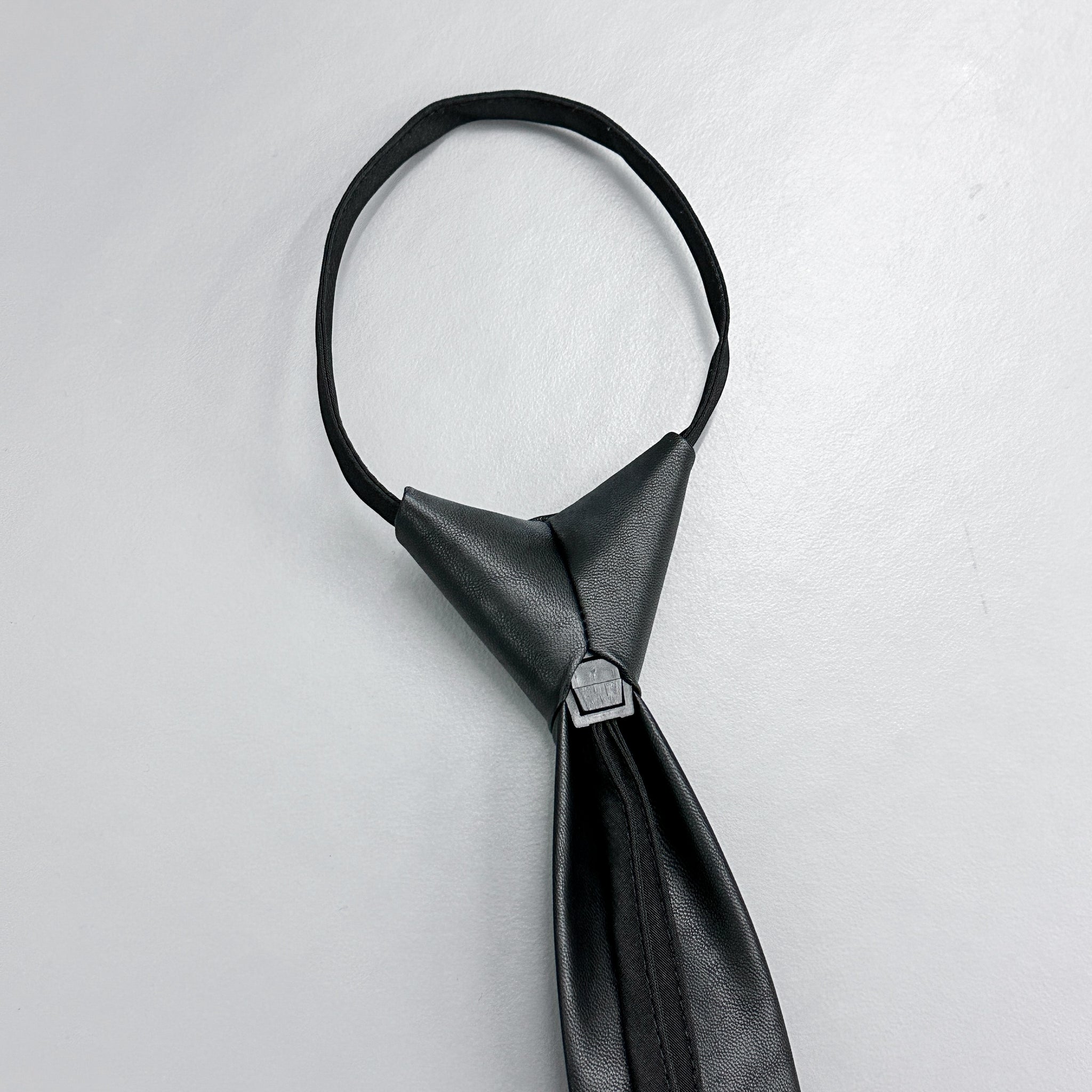 [UNISEX] 自動式LEATHER TIE