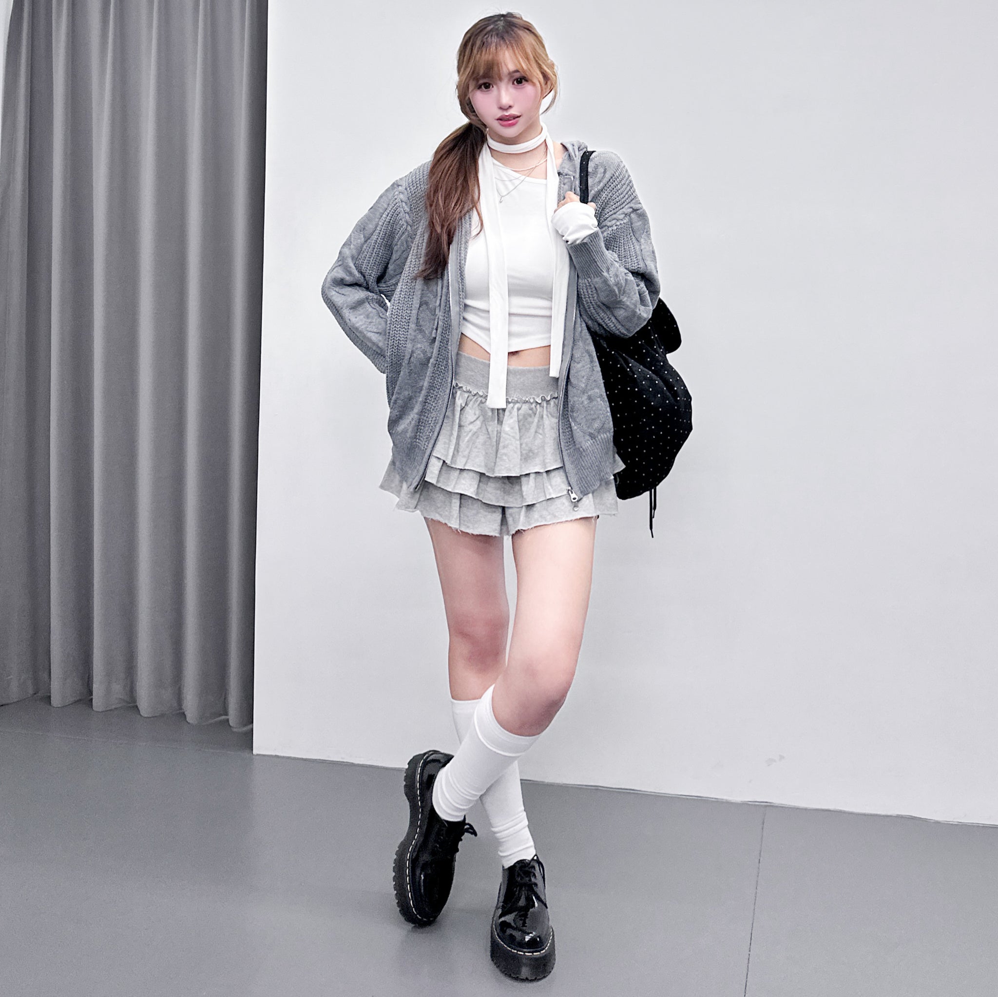 HEART CABLES ZIP-UP HOODED KNITWEAR/ 2色