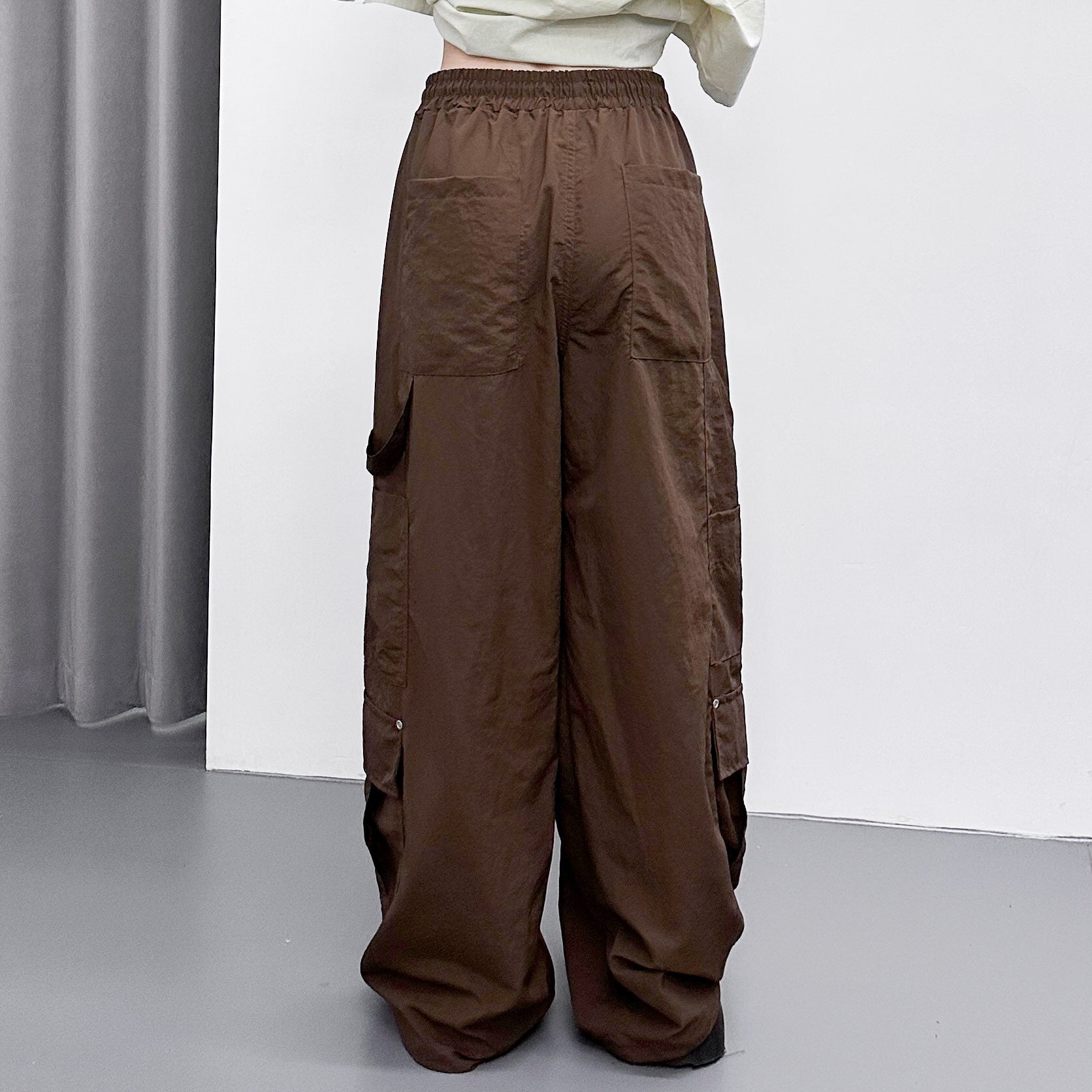 [UNISEX] RIVET WIDE NYLON PANTS/ 1色