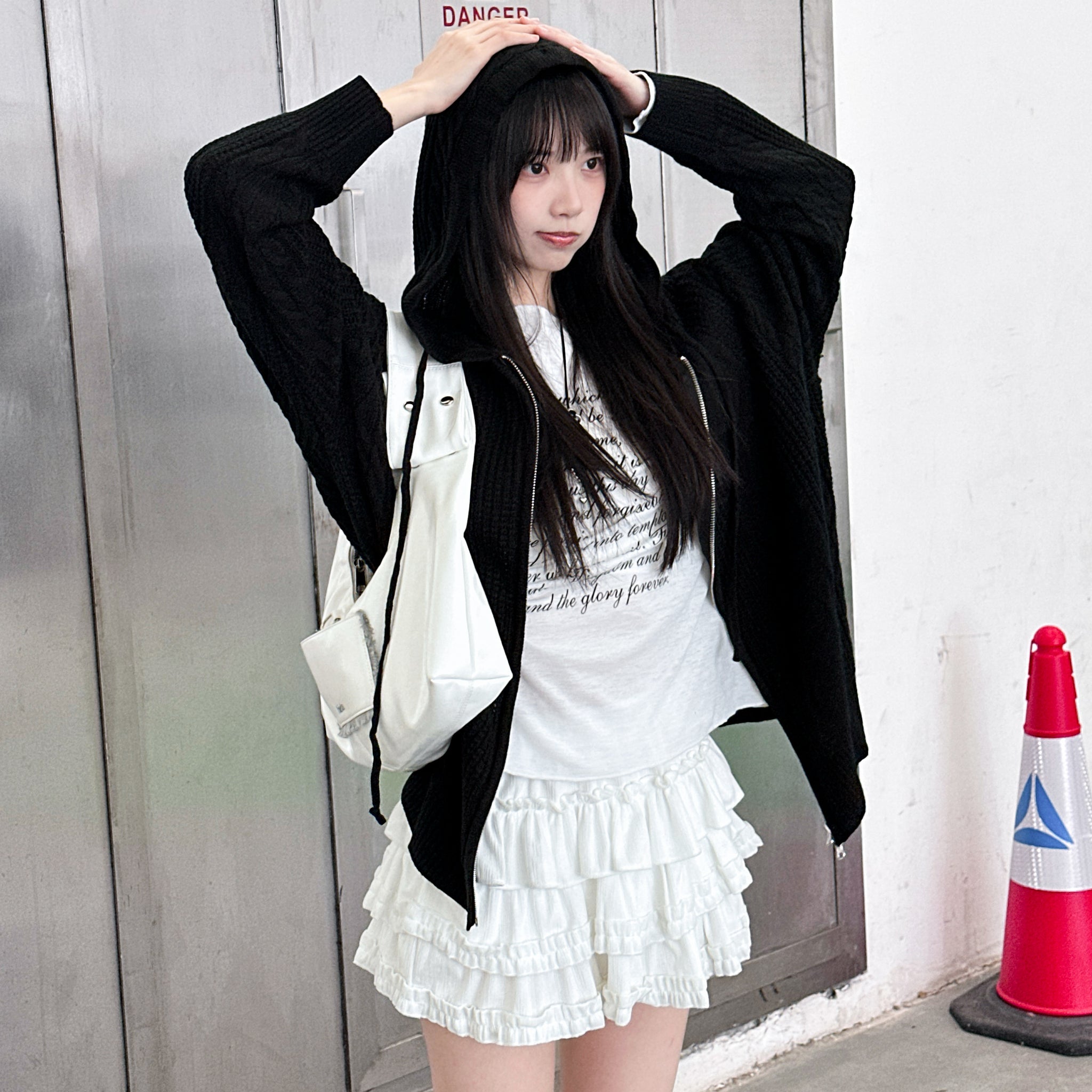 HEART CABLES ZIP-UP HOODED KNITWEAR/ 2色