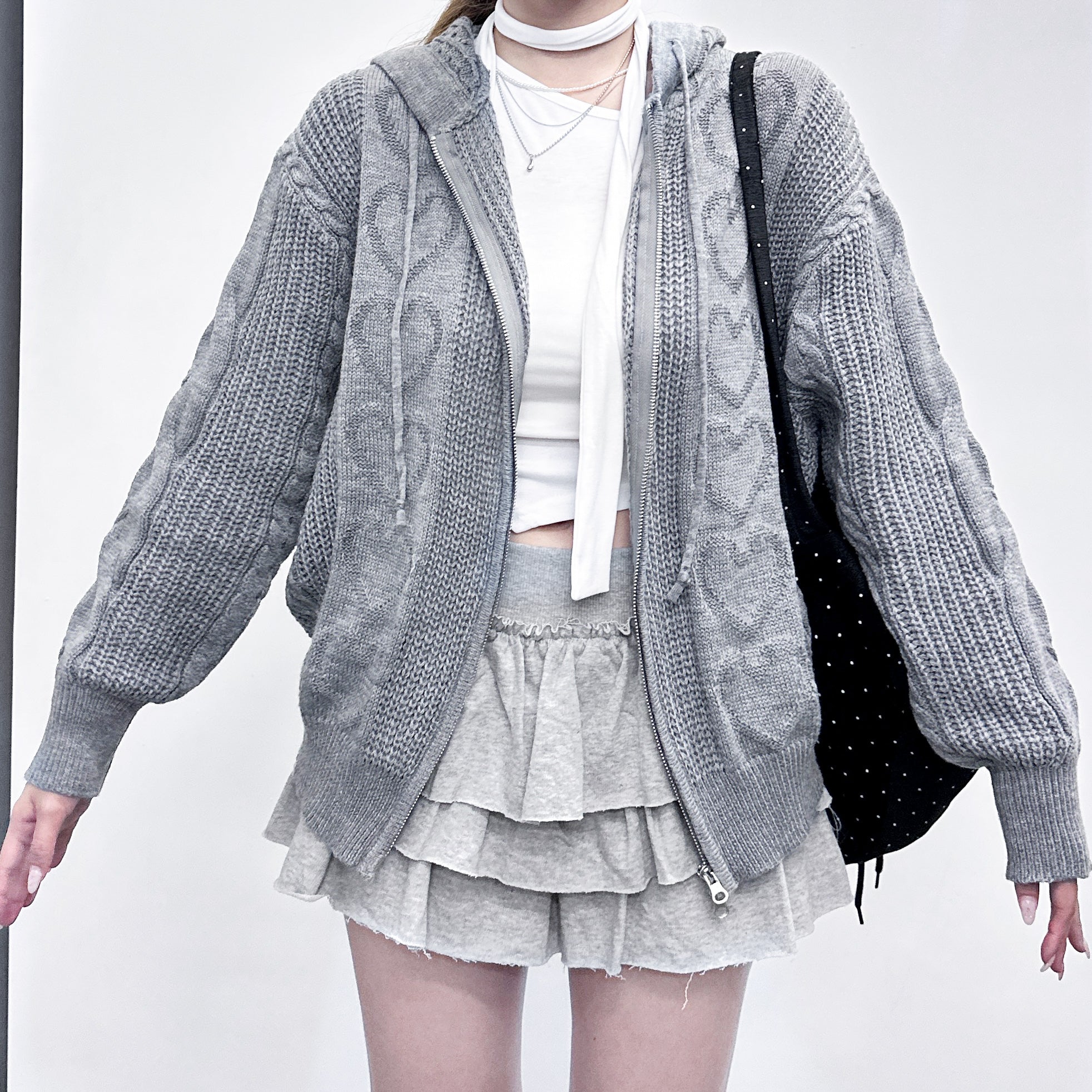 HEART CABLES ZIP-UP HOODED KNITWEAR/ 2色