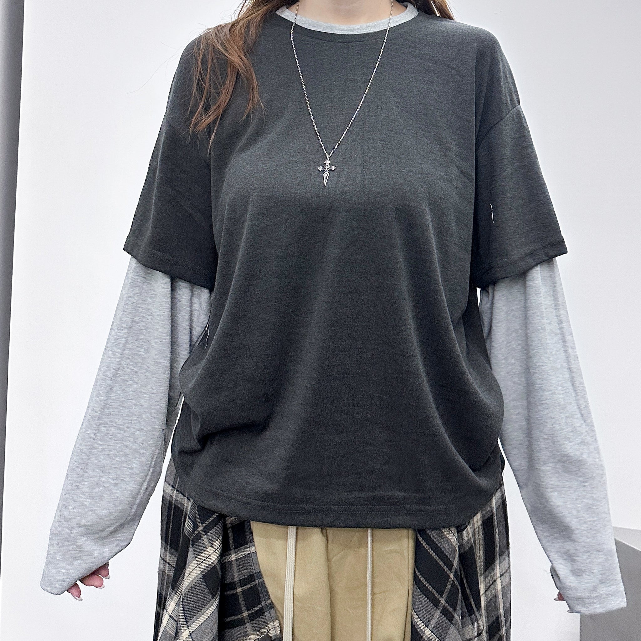 [UNISEX] 層次穿假兩件拼色長袖/ 2色