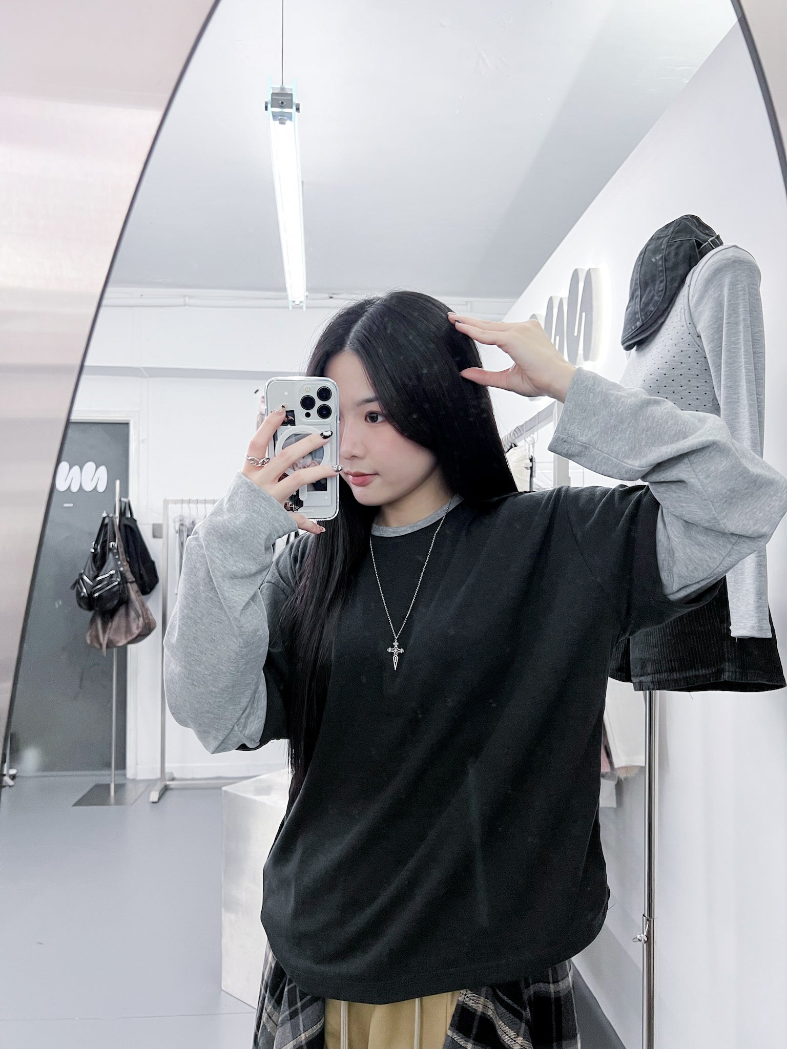 [UNISEX] 層次穿假兩件拼色長袖/ 2色