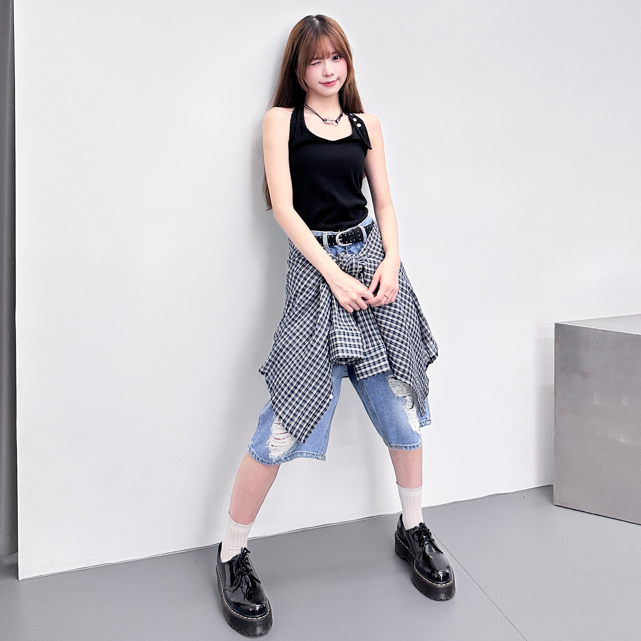 BUTTON HALTER NECK SLEEVELESS/ 3色