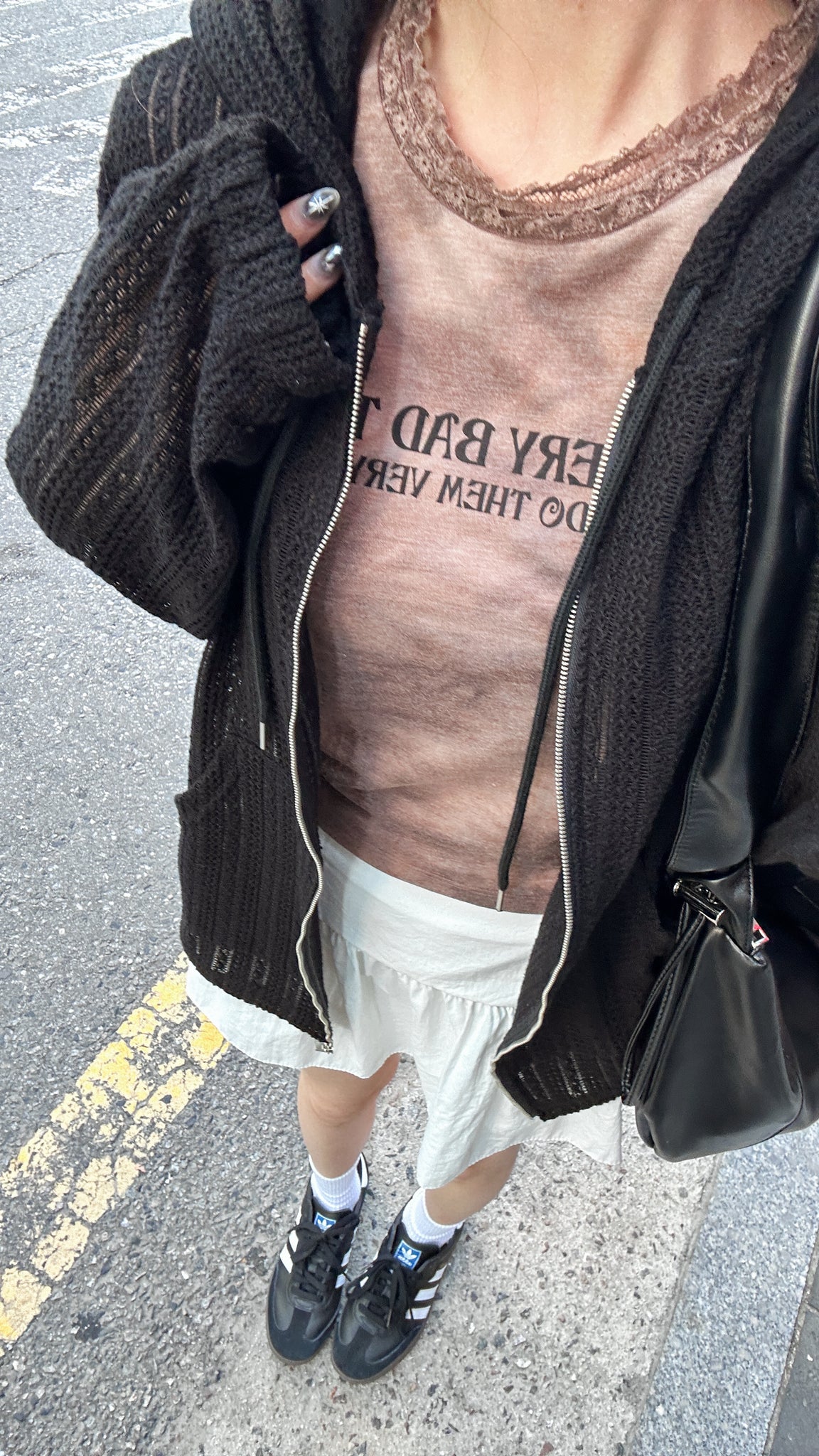 [UNISEX] 高質耐穿! 黑色通花帽款外套/ 1色