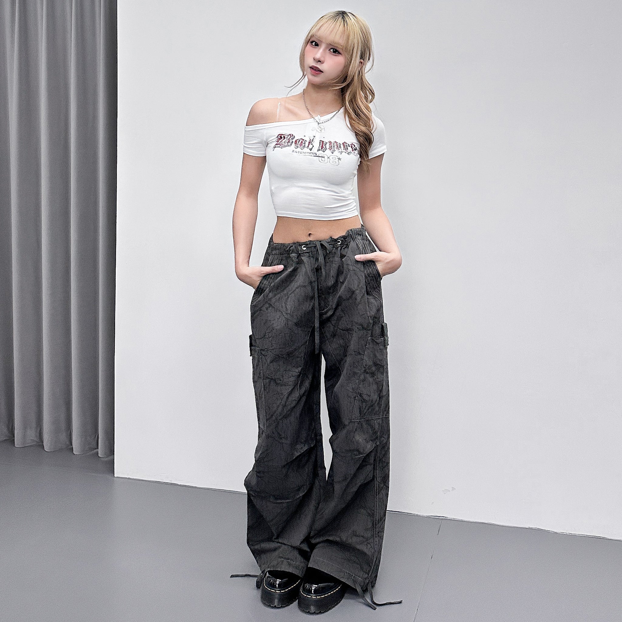 MAPLE LEAF CARGO PANTS/ 1色