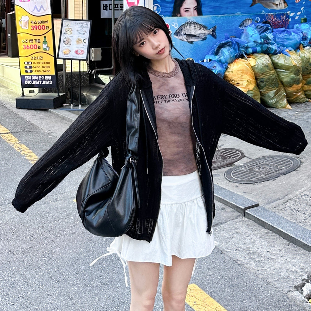 [UNISEX] 高質耐穿! 黑色通花帽款外套/ 1色