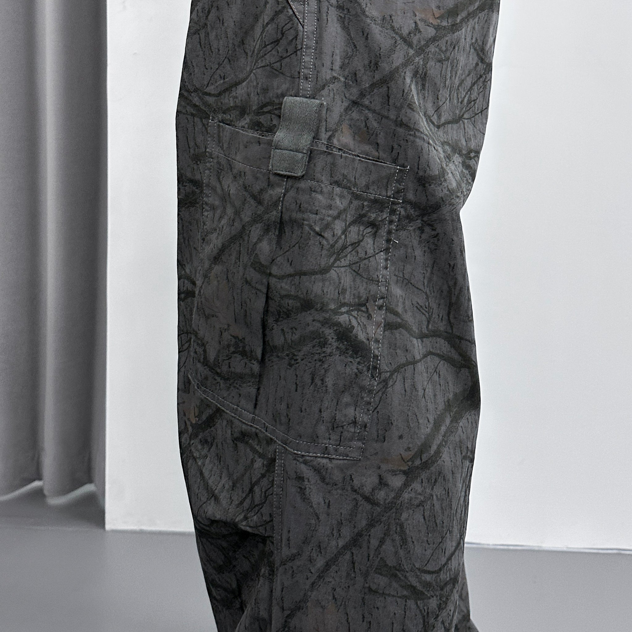 MAPLE LEAF CARGO PANTS/ 1色