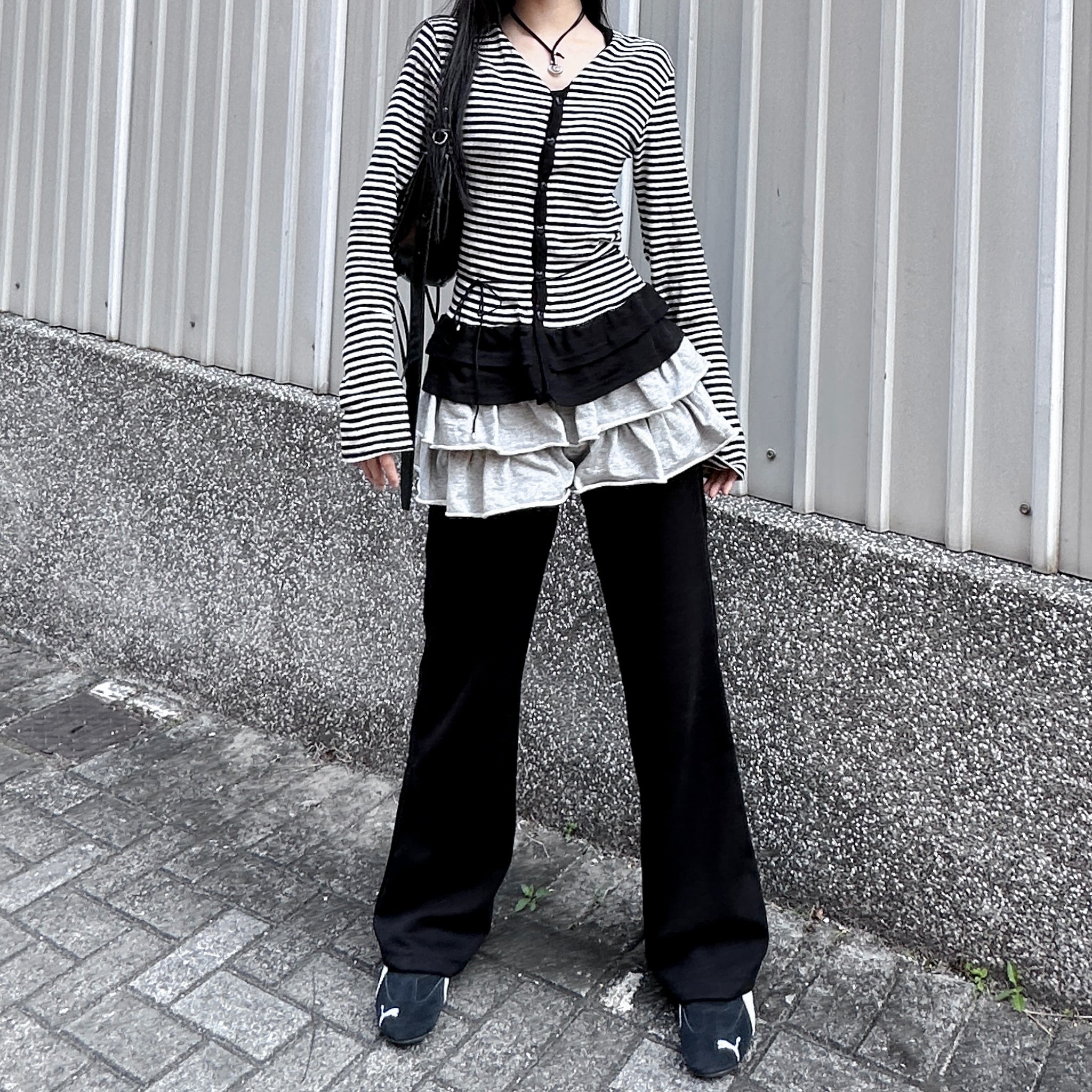 [心型鈕+細微通花] STRIPED RUFFLE LAYERED CARDIGAN/ 2色