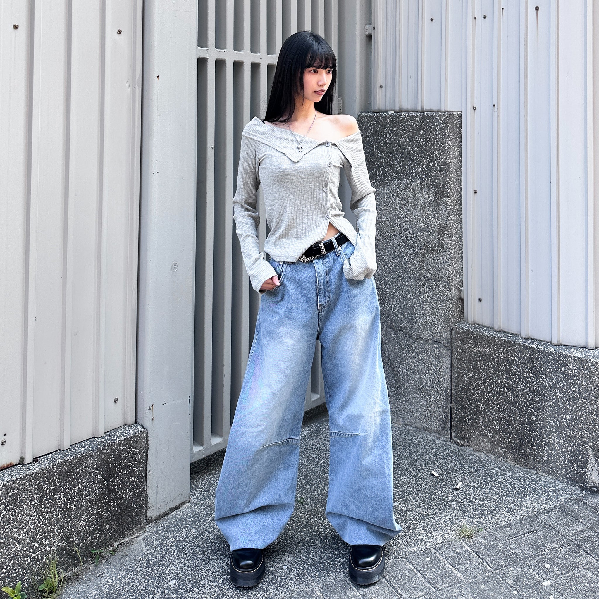 [BEST] SUMMER OFF SHOULDER BUTTON KNITWEAR/ 2色