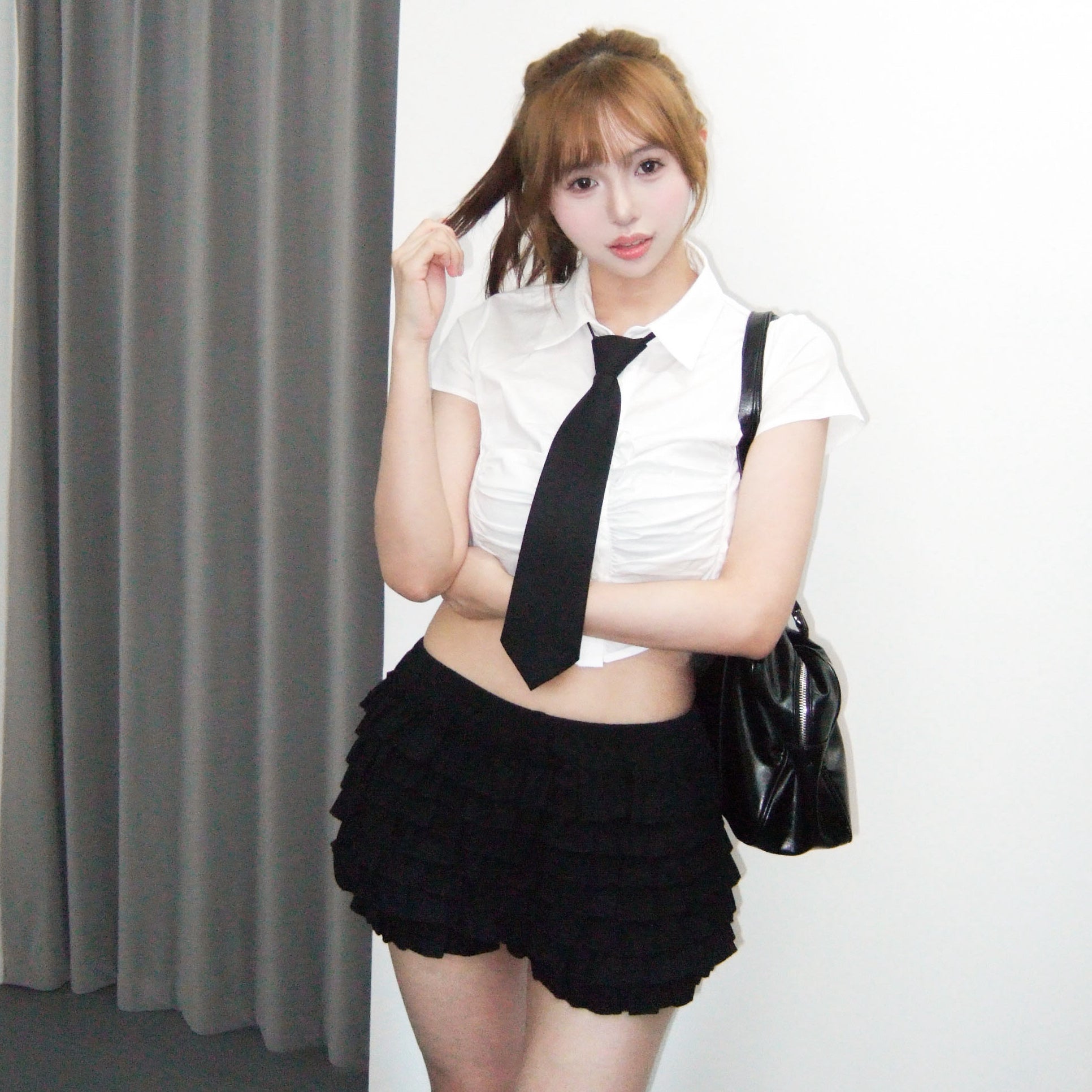 [靚料彈性化] WRINKLE SLIM CROP SHIRT/ 2色