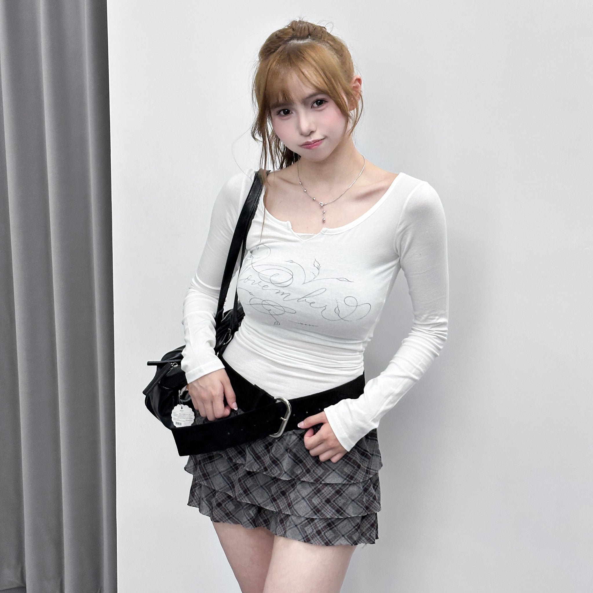 25NOV V-NECK LONG SLEEVE/ 2色