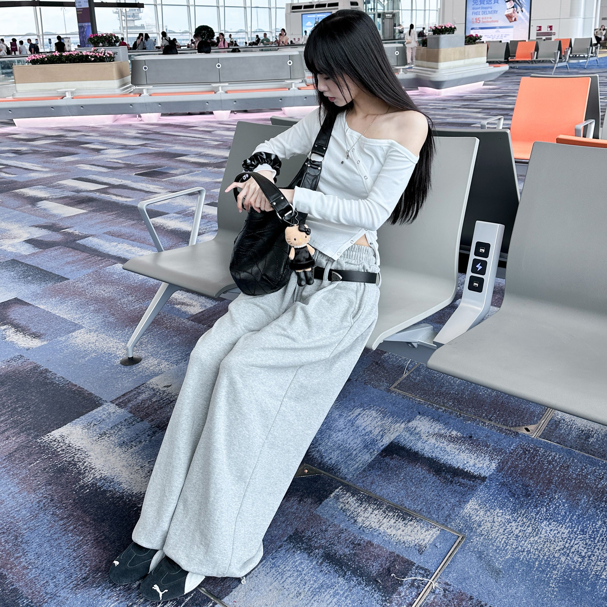 啪啪鈕RENEE ONE-OFF SHOULDER LONG SLEEVE TOP/ 2色