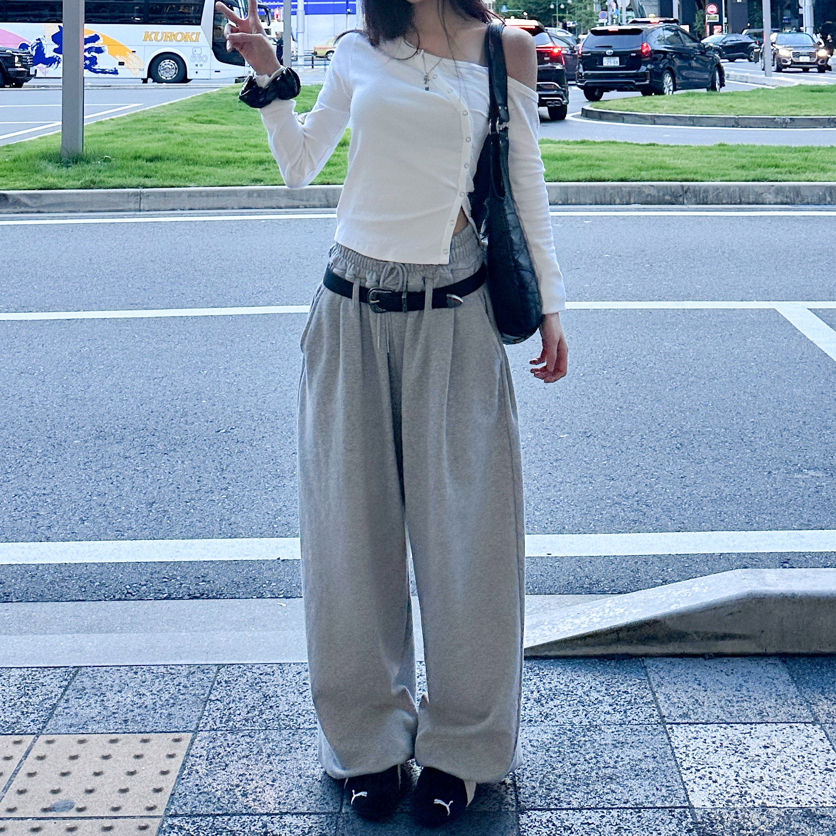 [UNISEX 高個子OK!] 有皮帶位! 可束腳EXTRA WIDE SWEATPANTS/ 1色
