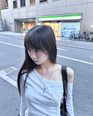 啪啪鈕RENEE ONE-OFF SHOULDER LONG SLEEVE TOP/ 2色