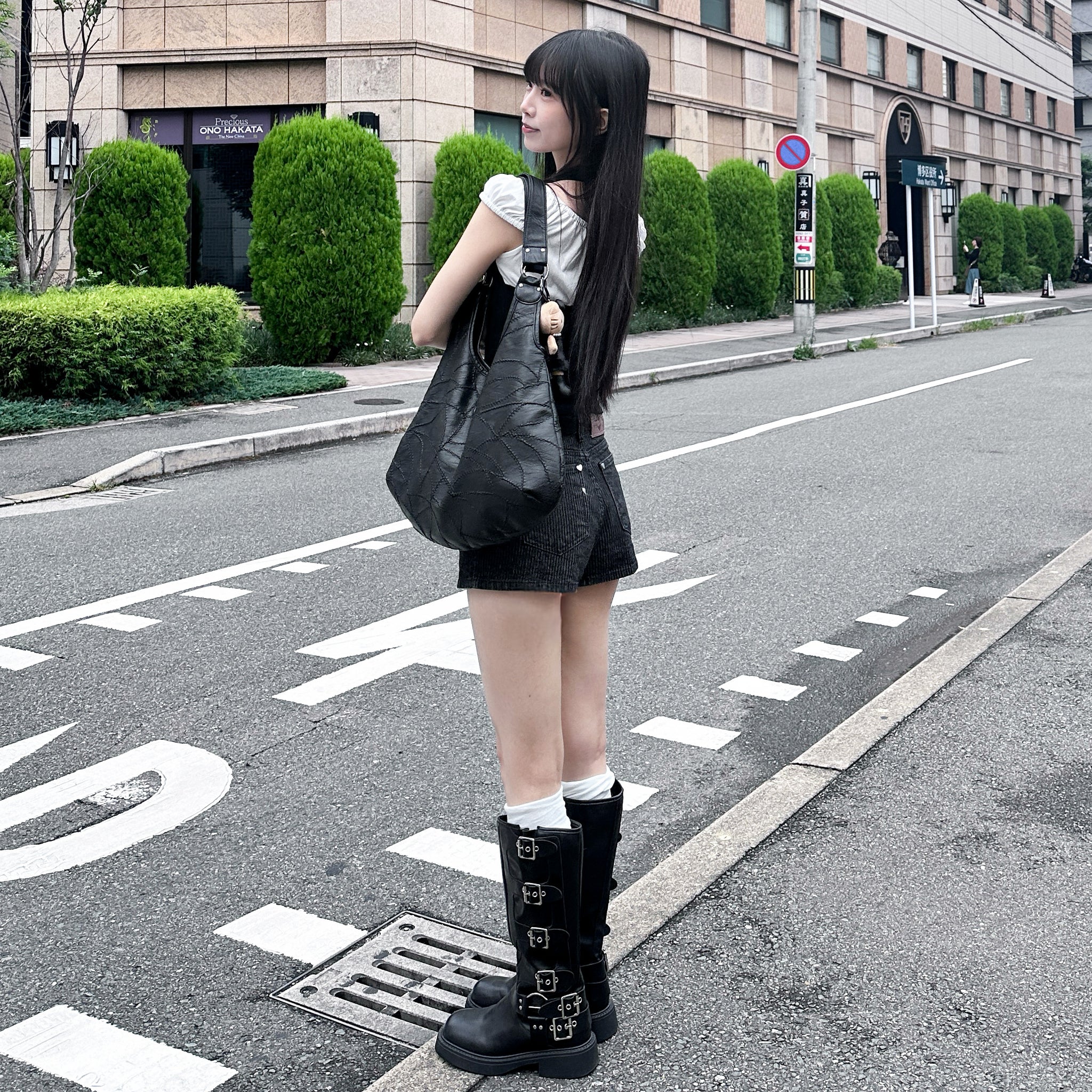 [心心銀釘] STRAIGHT STRIPES SHORTS/ 1色