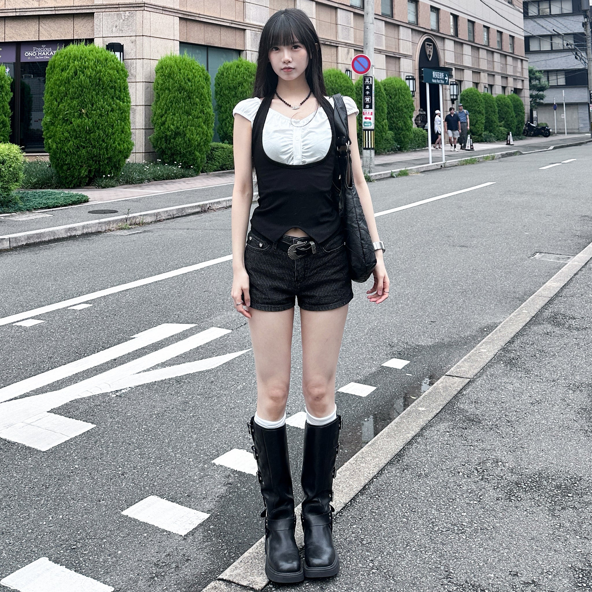 [心心銀釘] STRAIGHT STRIPES SHORTS/ 1色