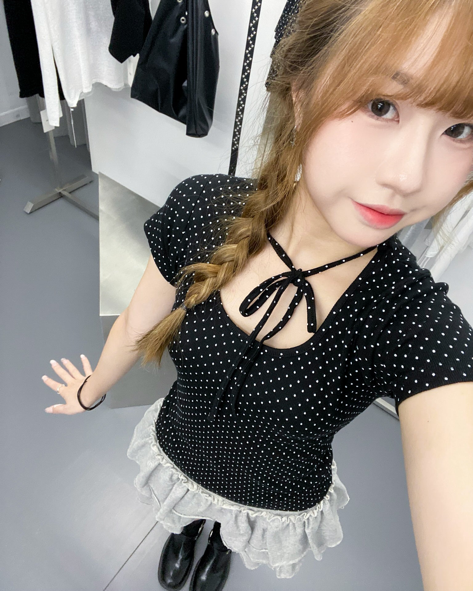 DOT DOT RIBBON SEMI CROP TOP/ 2色