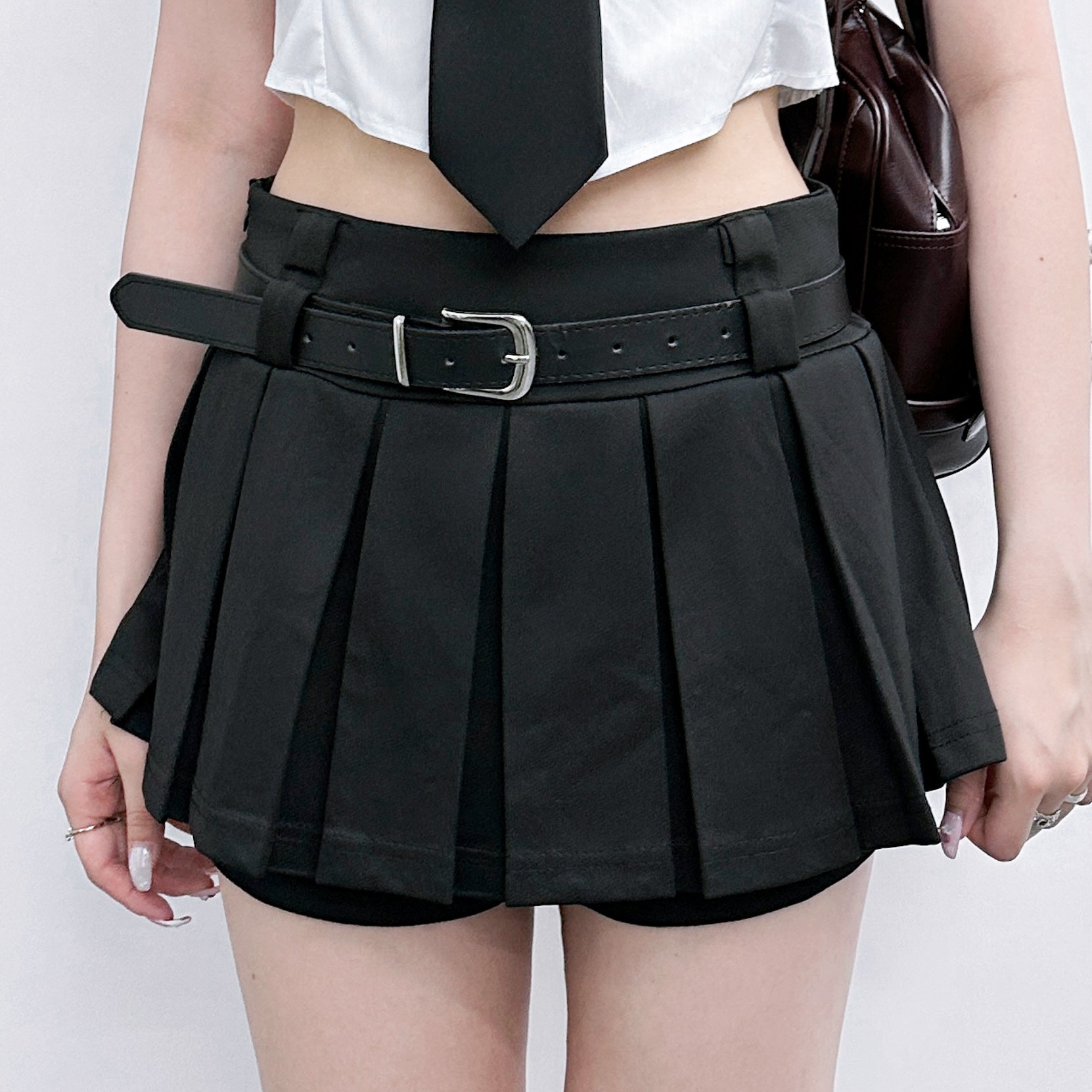 [SET] PLEATED SKIRT PANTS WITH BELT/ 1色