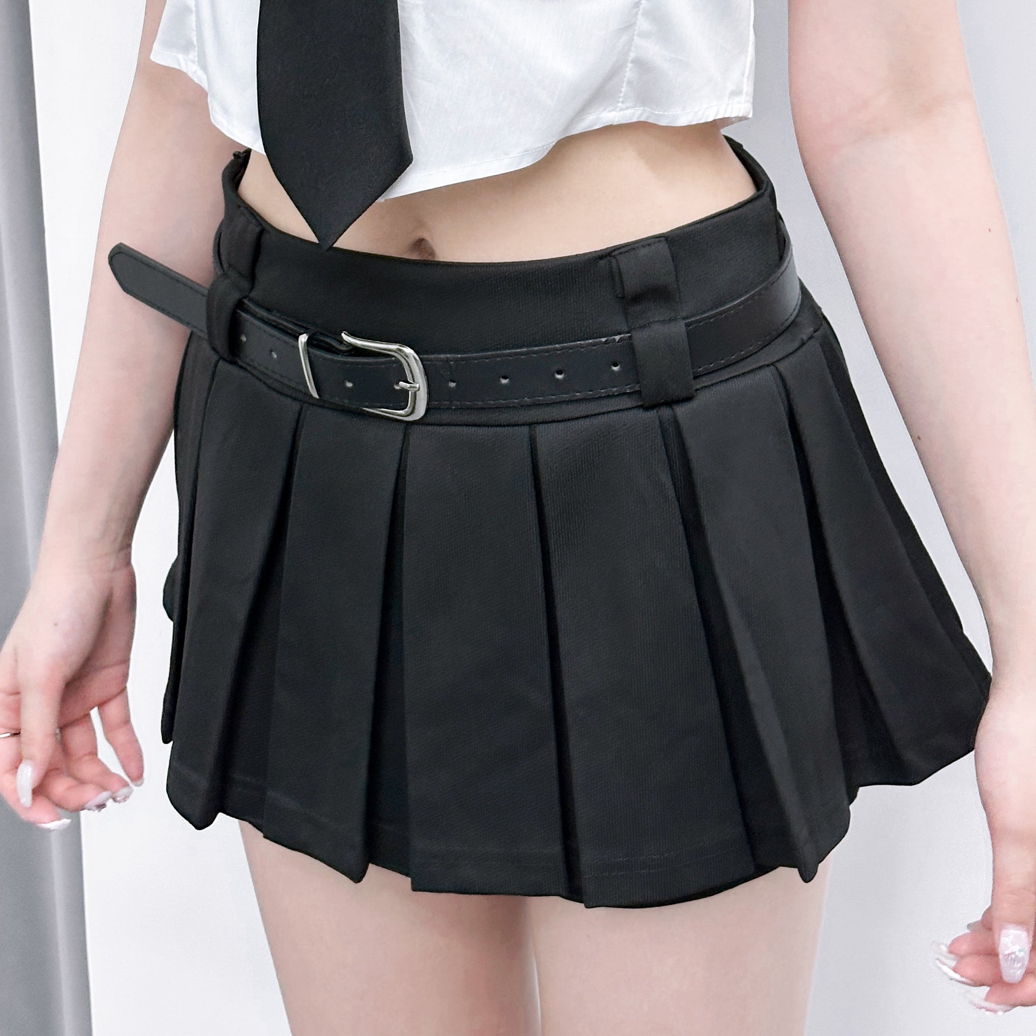 [SET] PLEATED SKIRT PANTS WITH BELT/ 1色