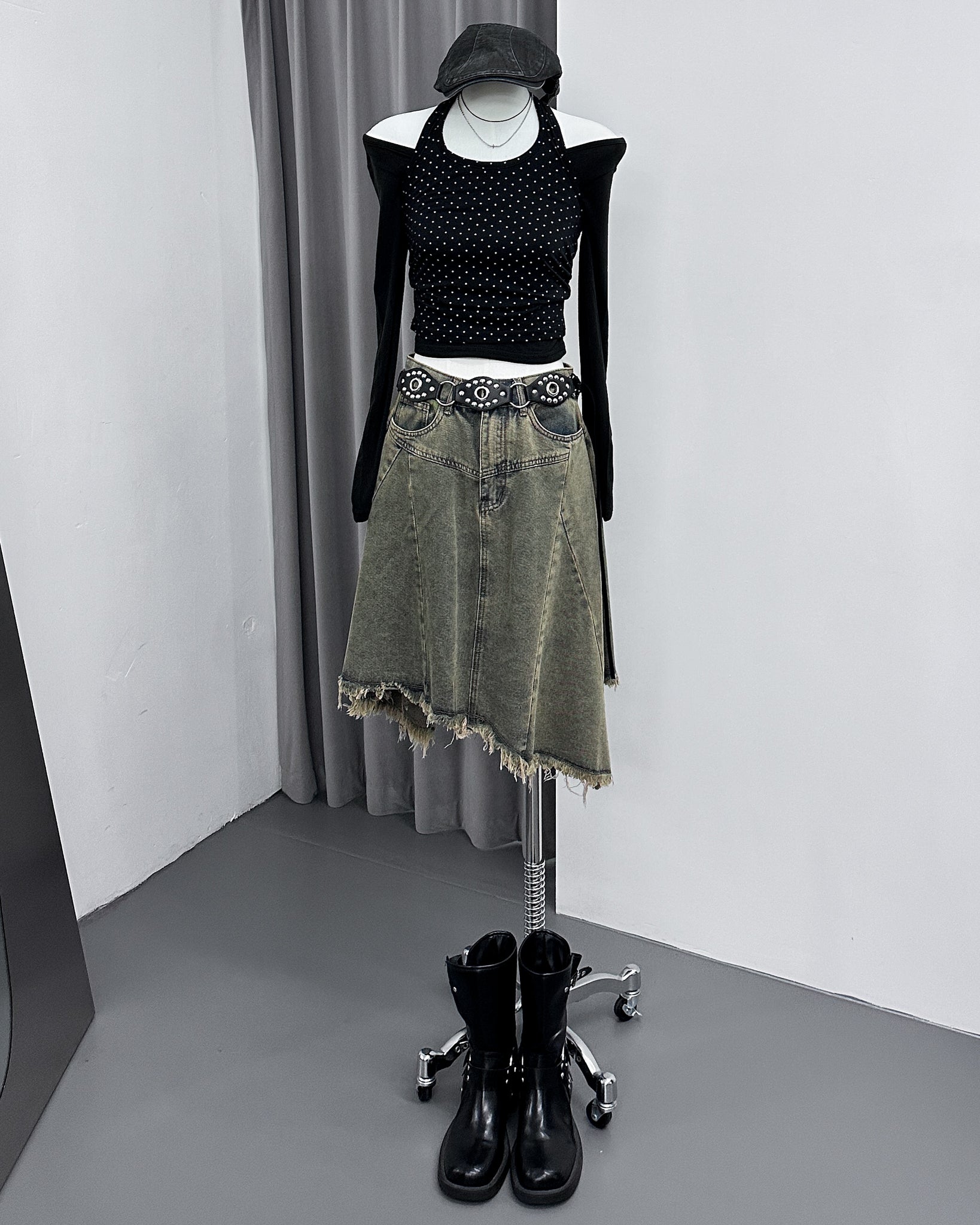 [SET] DOT DOT HALTER TOP LAYERED LONG SLEEVE SET/ 3色
