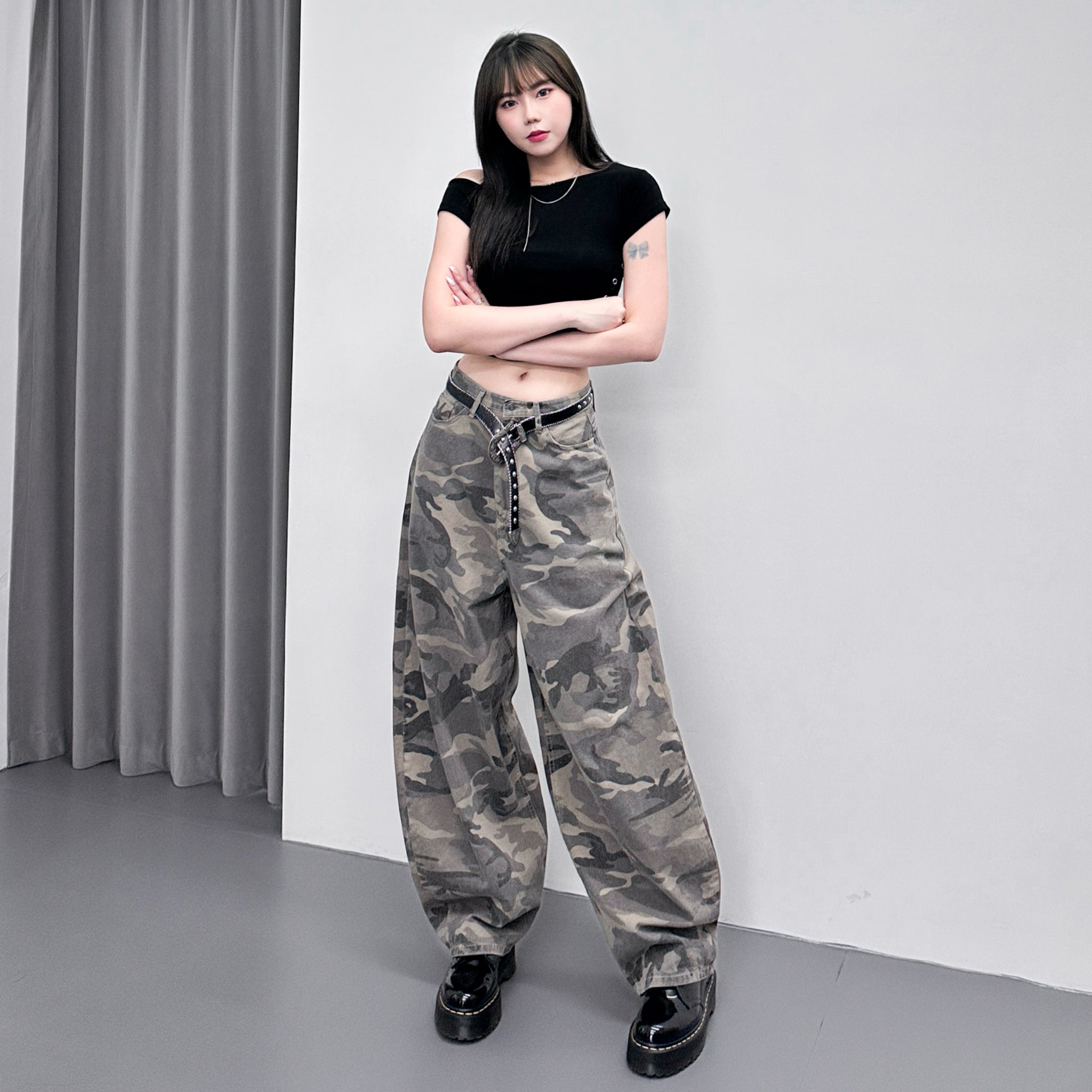 DOECHII EXTRA WIDE CAMOUFLAGE PANTS/ 1色