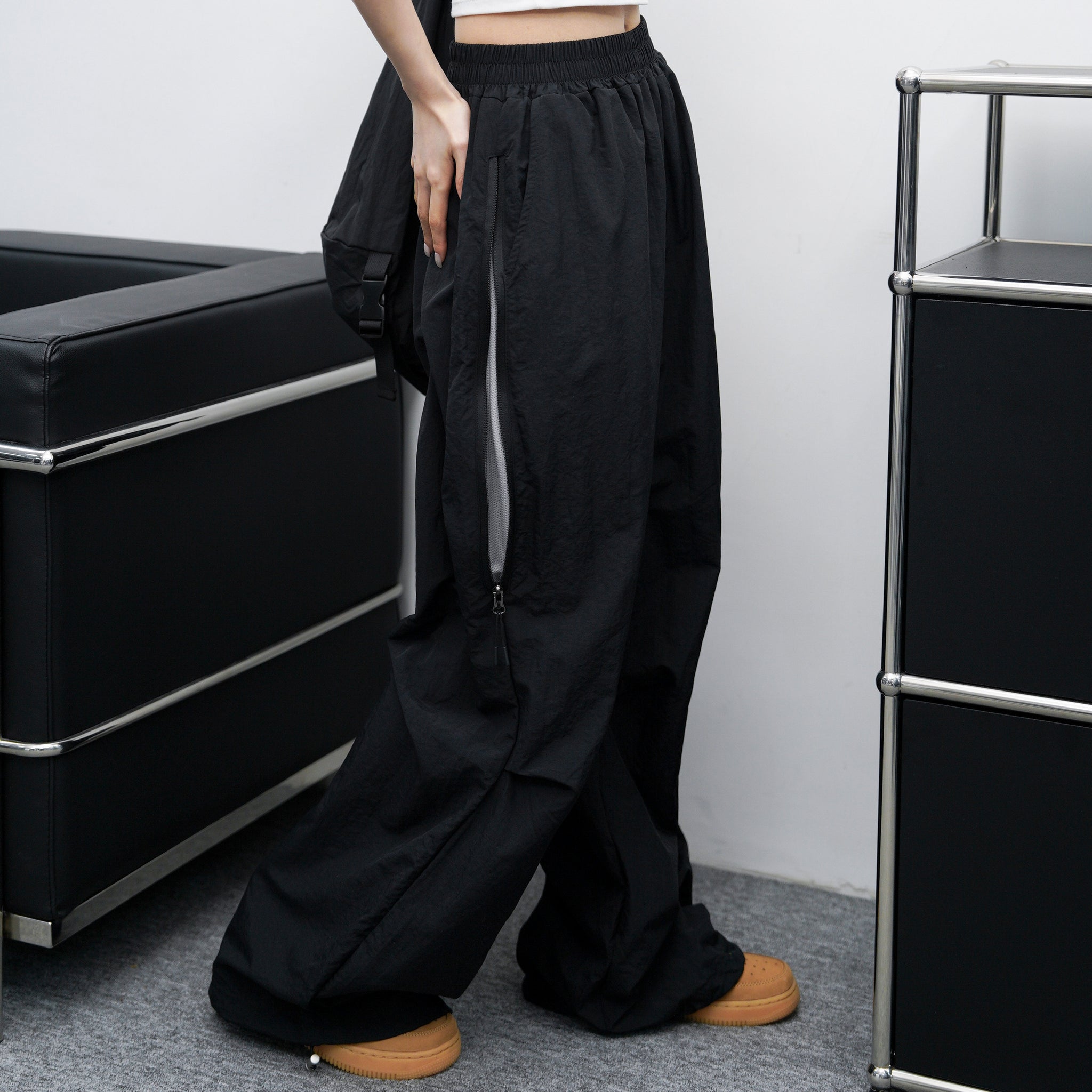 [UNISEX] SIDE ZIPPER NYLON PANTS/ 2色