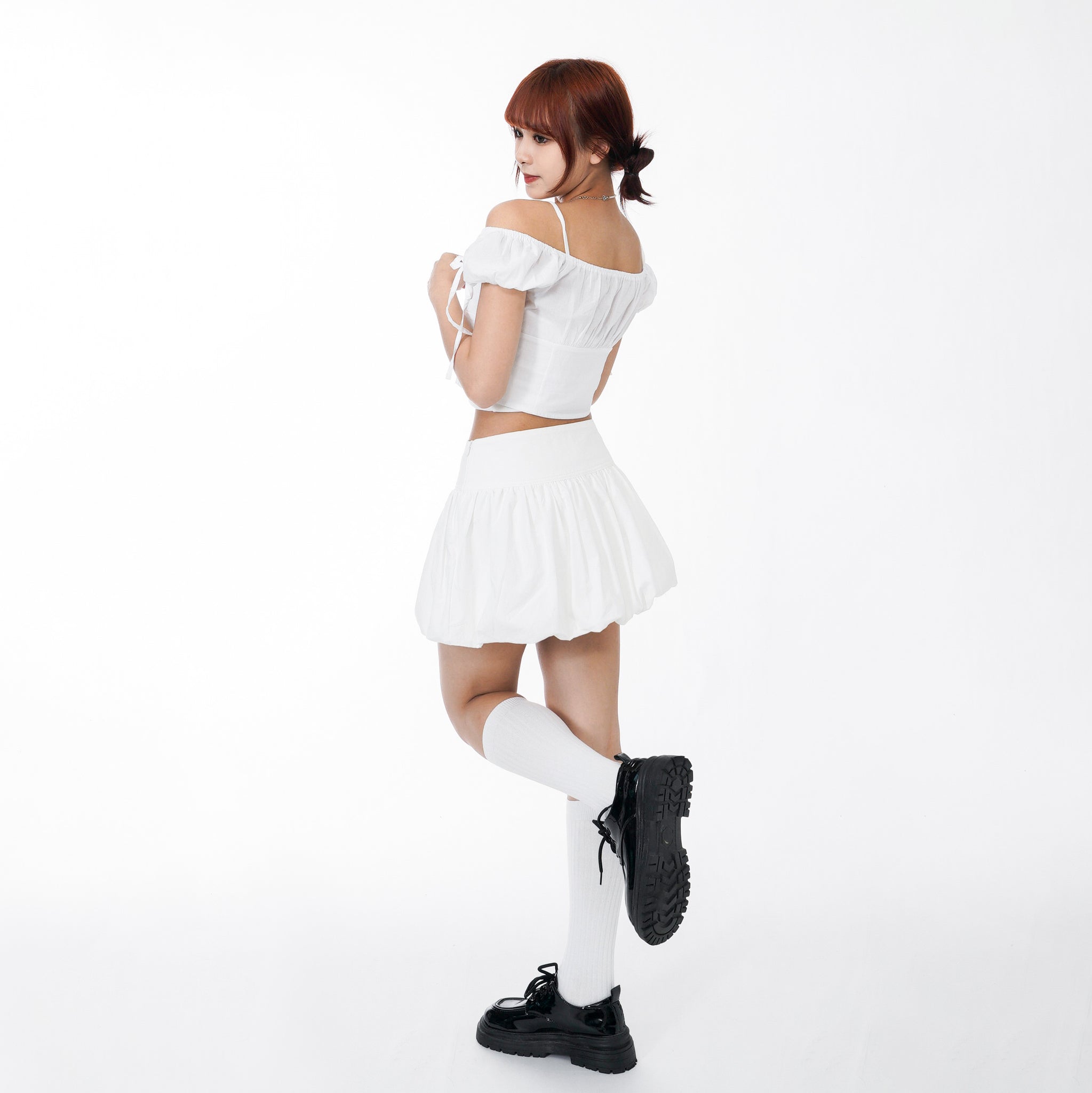 RIBBON PUFF BUTTON CROP TEE/ 2色