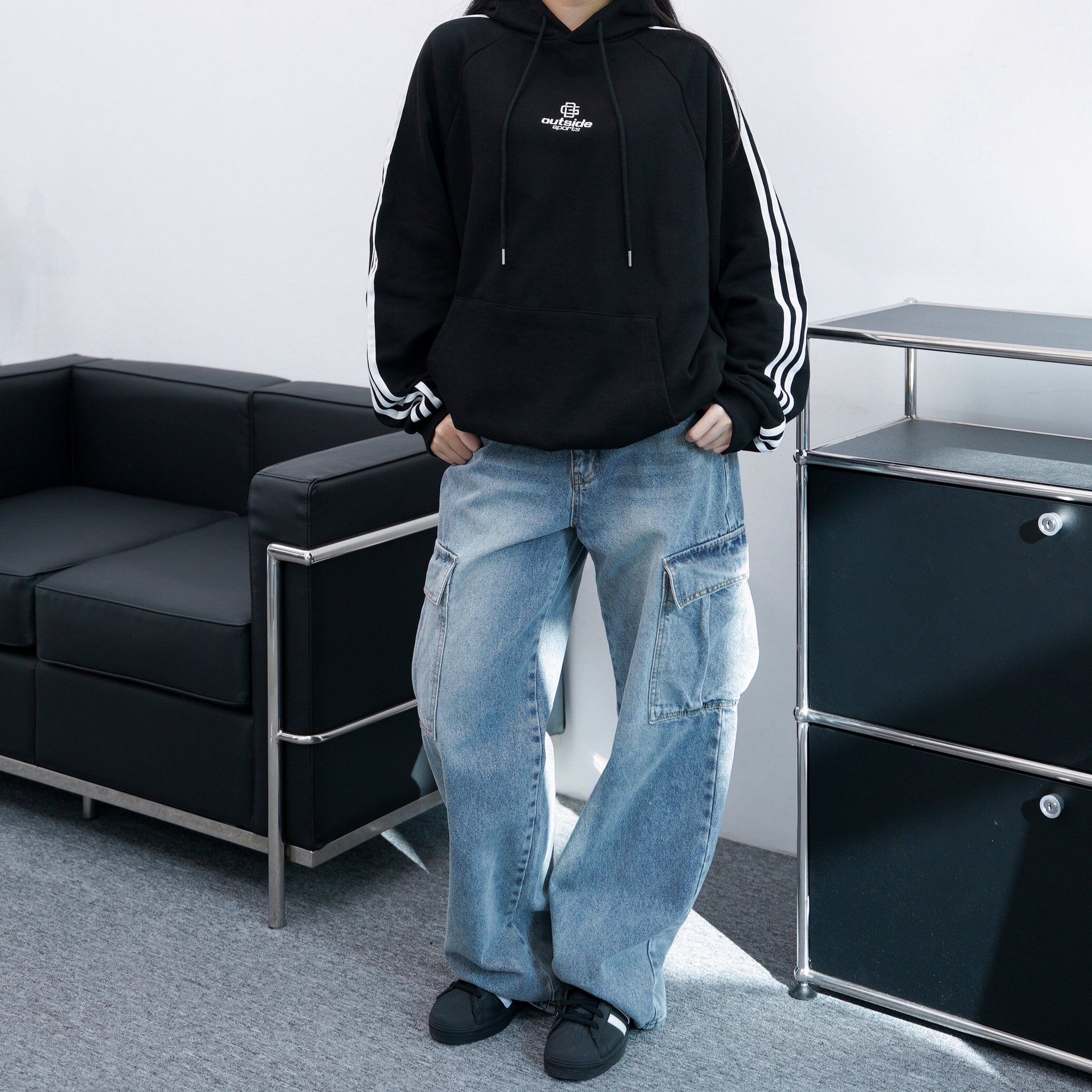 [UNISEX] Outside Sports Hoodie/ 2色