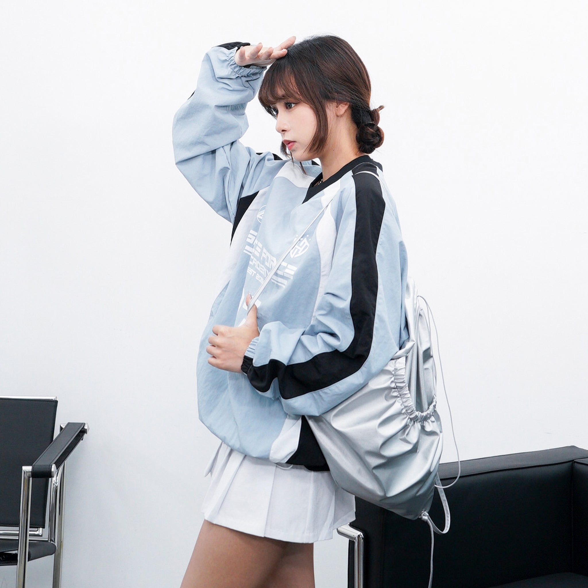[UNISEX] NO.23 NYLON V-NECK SWEATSHIRT/ 3色