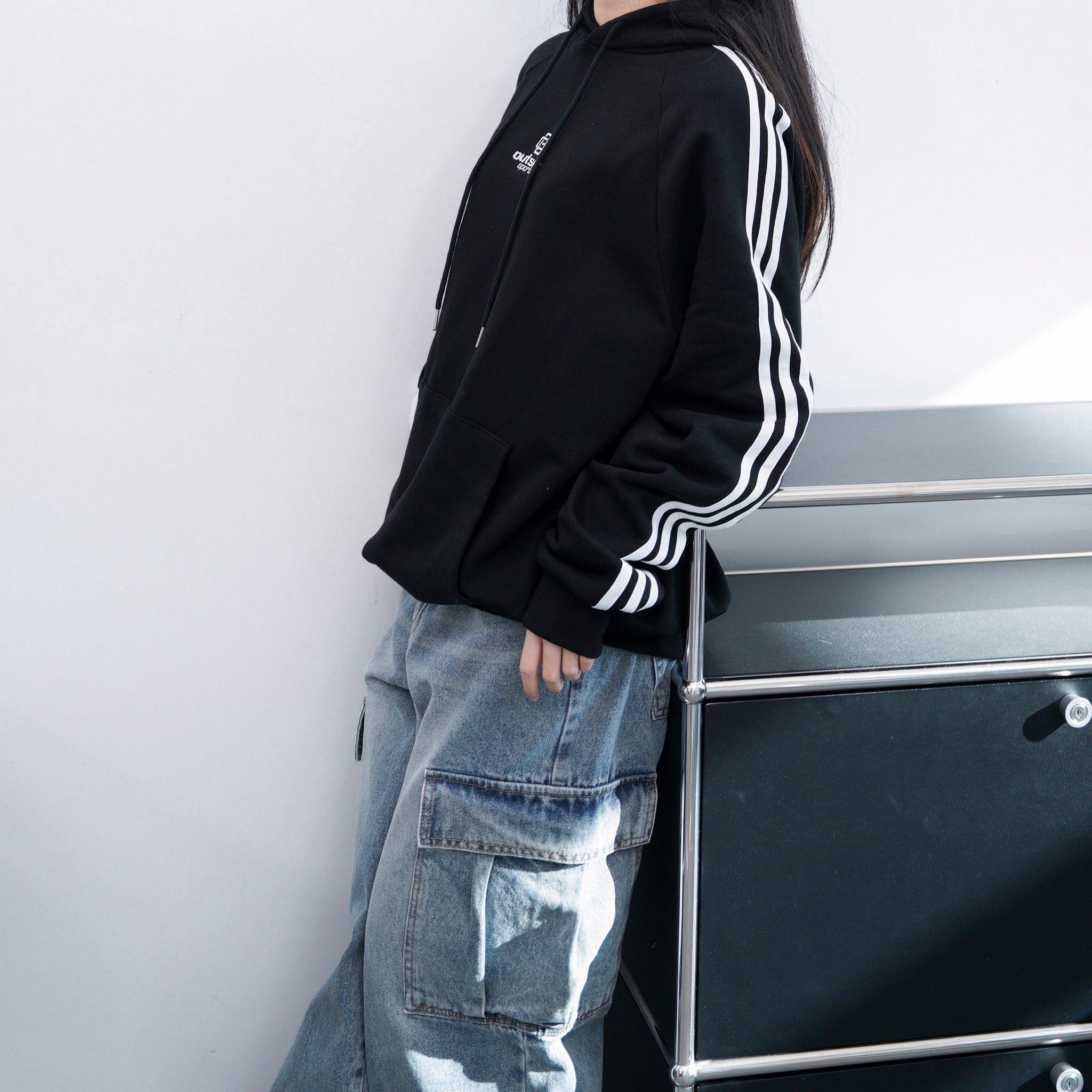 [UNISEX] Outside Sports Hoodie/ 2色