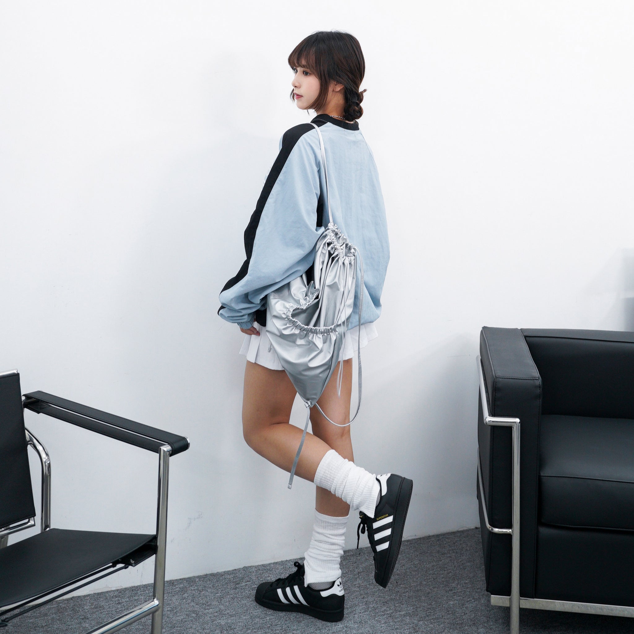 [UNISEX] NO.23 NYLON V-NECK SWEATSHIRT/ 3色