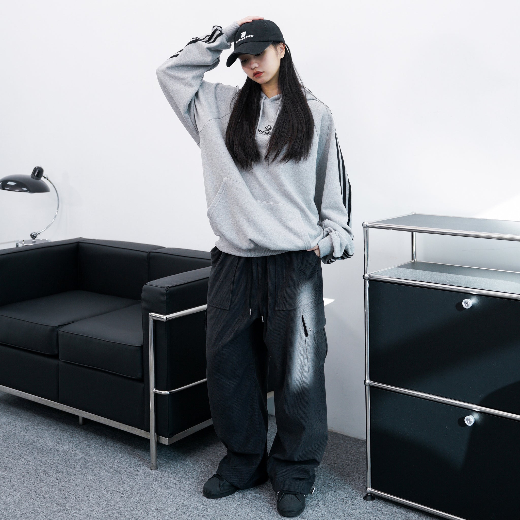 [UNISEX] Outside Sports Hoodie/ 2色