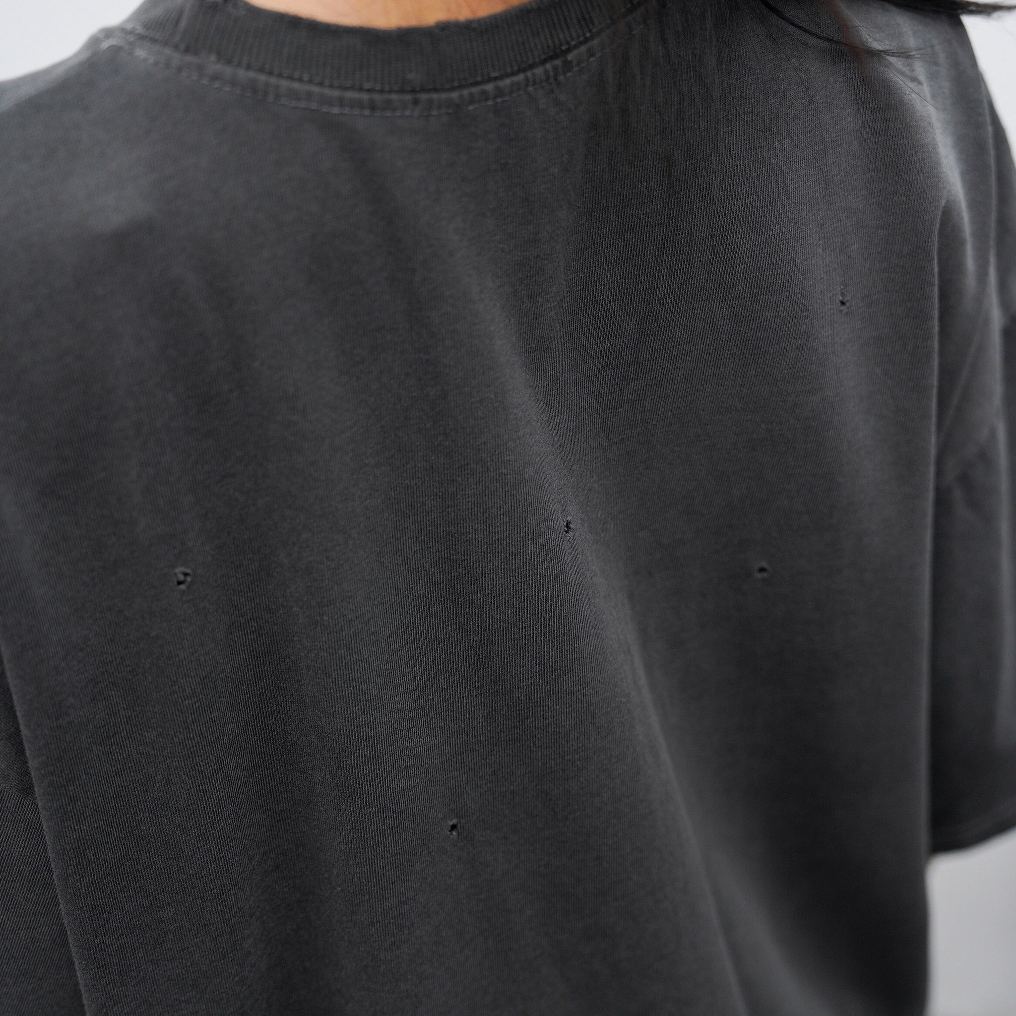 [UNISEX] DAMAGE  PIGMENT T-SHIRT/ 2色