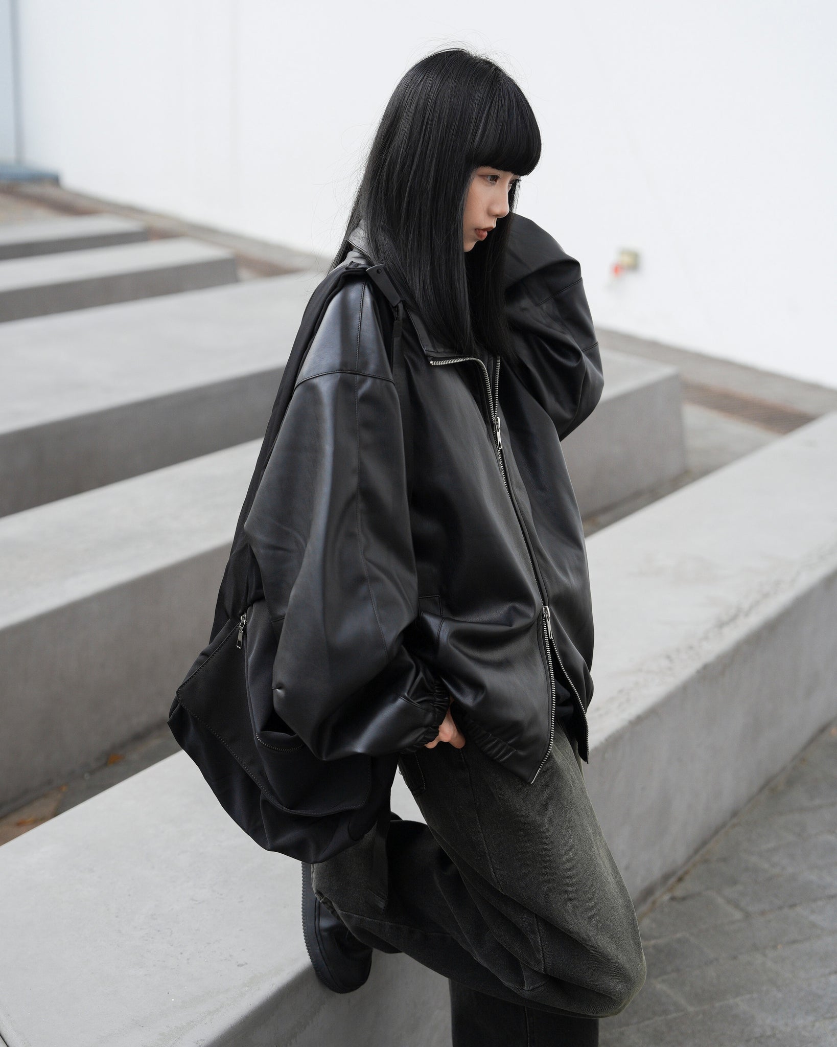 [Leather Jacket] Unisex 2-way Bomber Jacket/ 1色