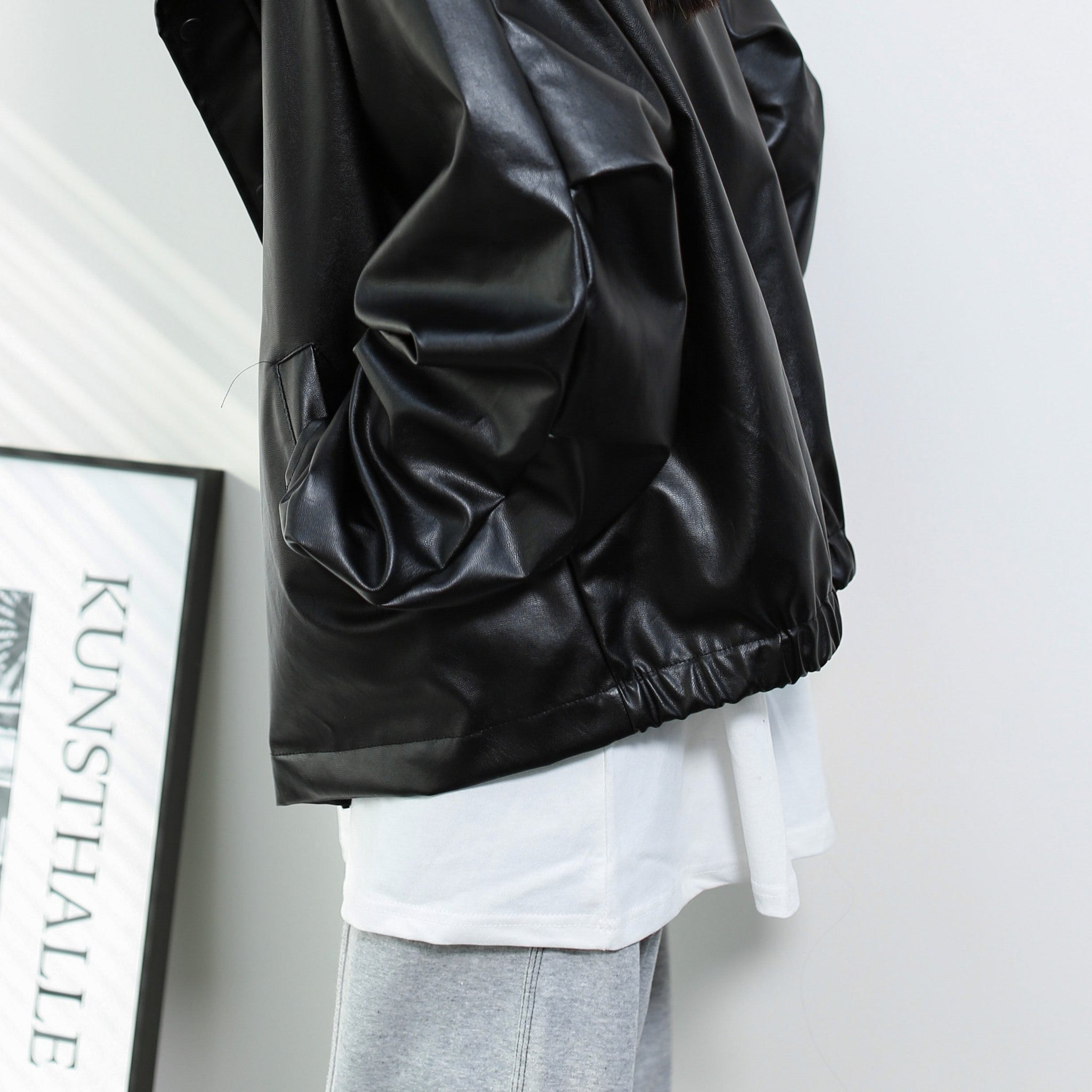 [UNISEX] 啪啪鈕Street Style Pin-tuck Leather Jacket/ 1色