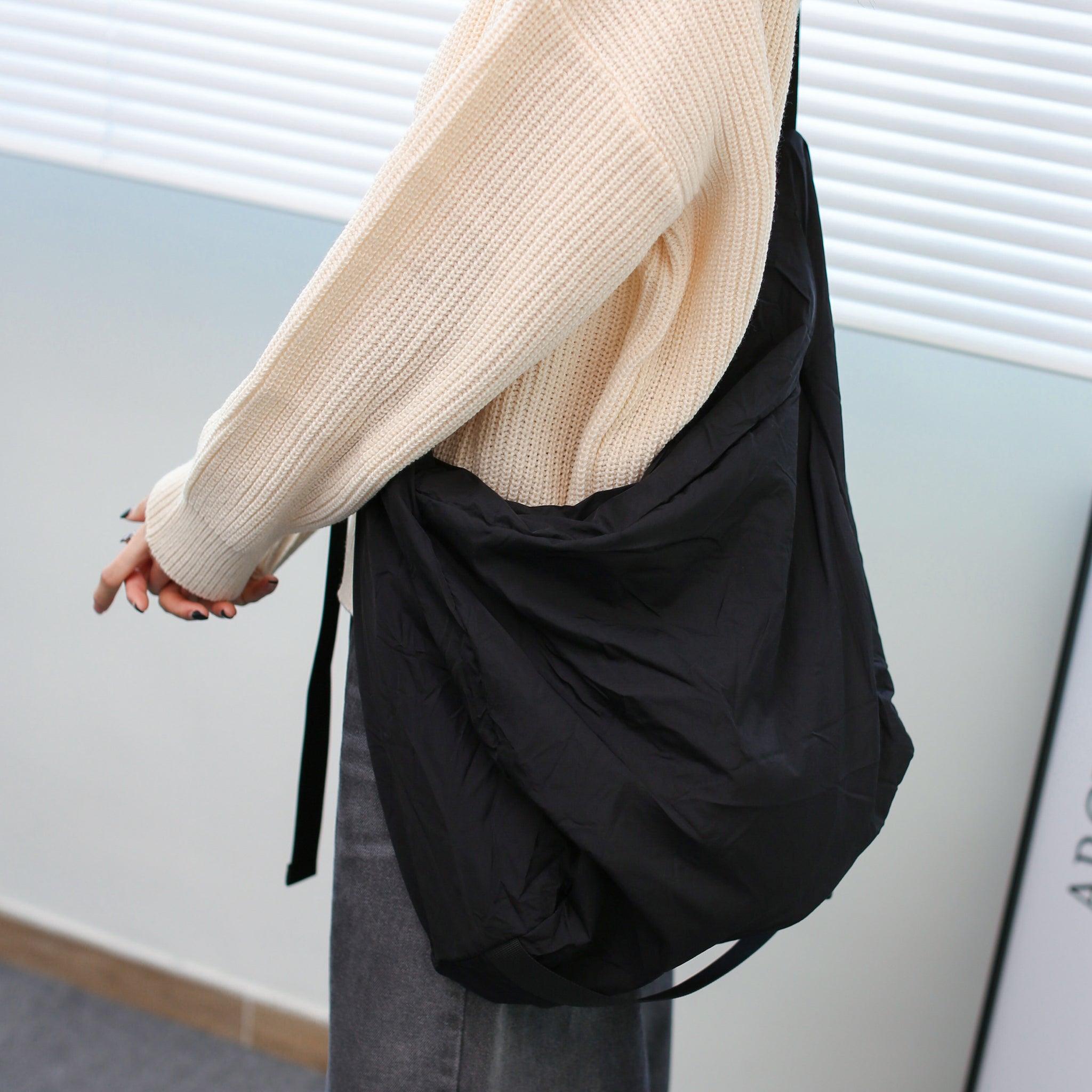 [BEST] Nylon Buckle Cross Bag/ 1色